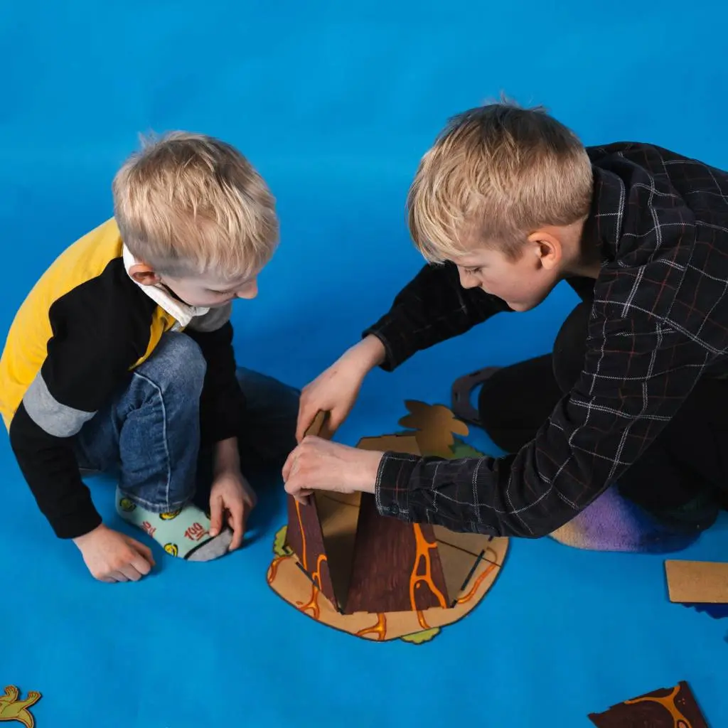 Crateit - Dinosaur - Wooden toy - Volcano Escape