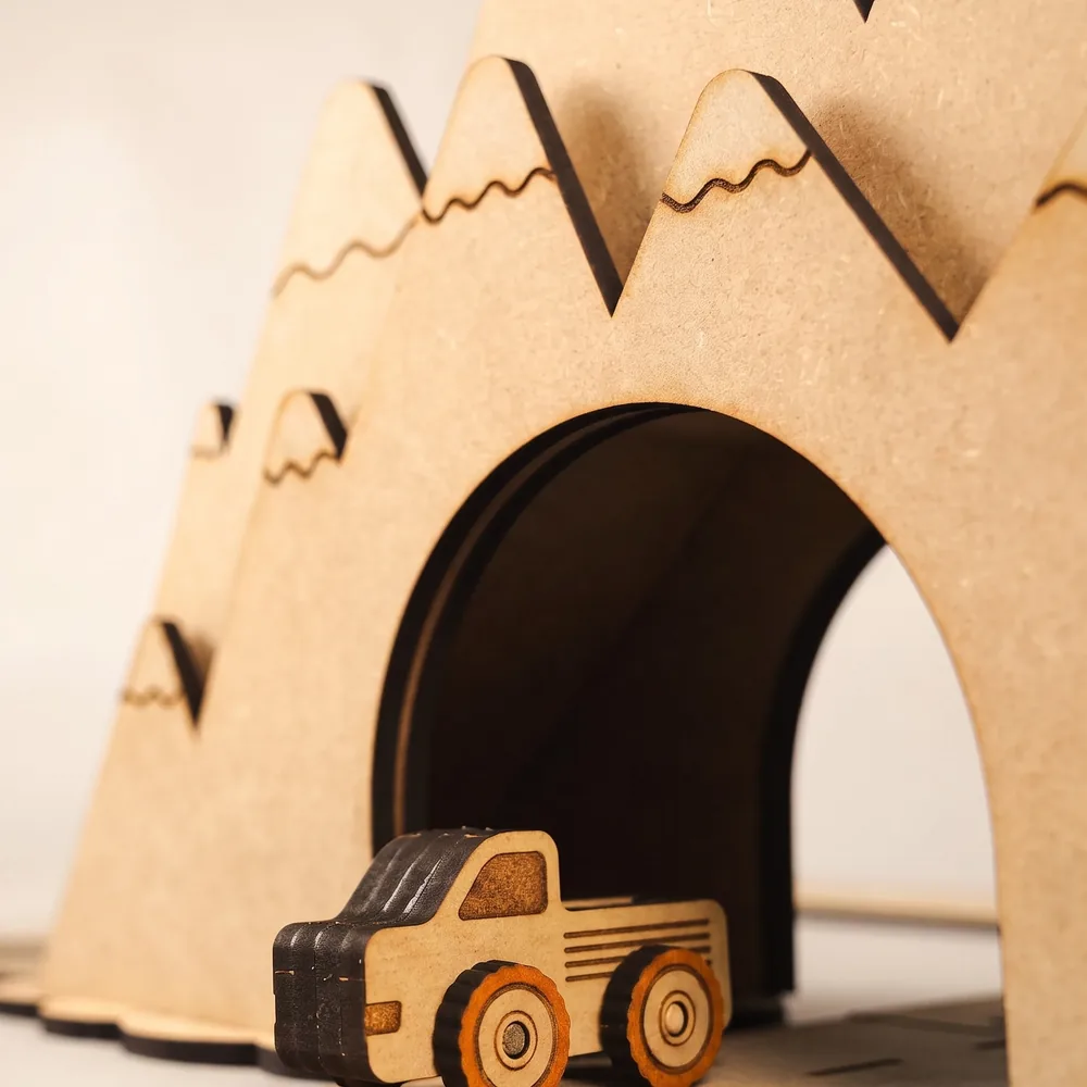 Crateit Town - Wooden toy - Around The Mountain