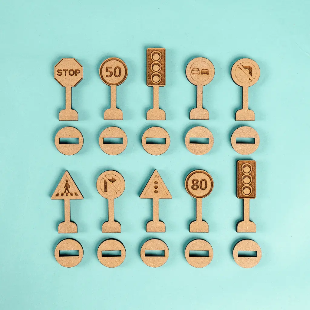 Crateit Town - Wooden toy - Traffic & Road Signs Pack